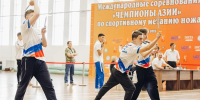 Туляк привез три золотых медали с международных соревнований по метанию ножа - ТК Первый Тульский