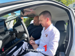 В Туле ветерану СВО вручили первый в его жизни автомобиль