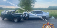 «Восьмерка» влетела в иномарку в Тульской области: один человек погиб - Центр 71