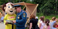 Пожарная безопасность в стиле пикника: зачем спасатели посетили фестиваль музыки и гастрономии в Одоеве - МЧС
