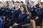 СОТРУДНИКИ СЛЕДСТВЕННЫХ ОРГАНОВ ПРИНИМАЮТ ПОЗДРАВЛЕНИЯ