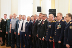 СОТРУДНИКИ СЛЕДСТВЕННЫХ ОРГАНОВ ПРИНИМАЮТ ПОЗДРАВЛЕНИЯ