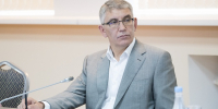 Дмитрий Миляев поздравил работников строительной отрасли с профессиональным праздником - Myslo.Ru