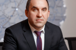 Андрей Дубровский поздравил жителей с Днем Государственного флага РФ