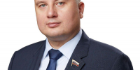 Виктор Дзюба поздравил жителей региона с Днём Государственного флага - Единая Россия