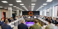 Дмитрий Миляев встретился с победителями интенсива «Архипелаг 2025» - Молодой коммунар