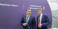 Дмитрий Миляев поздравил Алексея Дюмина с днём рождения - Молодой коммунар