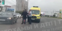 На Новомосковском шоссе самокатчик попал под Volkswagen - Myslo.Ru