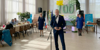 ДМИТРИЙ КОЖЕНКИН ПОЗДРАВИЛ ЩЕКИНЦЕВ - Областная Дума