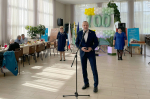 ДМИТРИЙ КОЖЕНКИН ПОЗДРАВИЛ ЩЕКИНЦЕВ