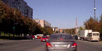 На ул. Фрунзе водитель поленился проехать перекресток, чтобы не нарушить ПДД - Myslo.Ru