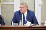 Дмитрий Миляев рассмотрел обращения жителей области