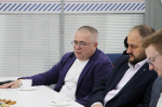АНДРЕЙ ДУБРОВСКИЙ НАГРАДИЛ ТУЛЬСКИХ ВРАЧЕЙ ЗА РАБОТУ НА НОВЫХ ТЕРРИТОРИЯХ