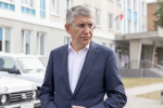 Дмитрий Миляев передал автомобили для сельских ФАПов