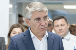 Дмитрий Миляев посетил дневной стационар для детей с ментальными нарушениями