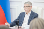 Дмитрий Миляев поручил подготовить новые меры поддержки для молодых мам и многодетных семей