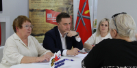 ОЛЕГ ИВАНОВ ПОМОГАЕТ ЧЛЕНАМ СЕМЕЙ УЧАСТНИКОВ СВО - Областная Дума