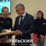 Дмитрию Миляеву подарили самодельные шахматы - ТК Первый Тульский