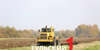 Тульские аграрии собрали рекордный урожай зерна - ТК Первый Тульский