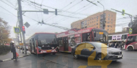 В Туле автобус перекрыл выезд на проспект Ленина с улицы Генерала Маргелова - ИА Тульская служба новостей