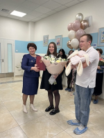 В Тульском перинатальном центре поздравили молодых пап с наступающим Днем отца