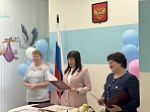 В Тульском перинатальном центре поздравили молодых пап с наступающим Днем отца