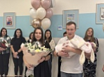 В Тульском перинатальном центре поздравили молодых пап с наступающим Днем отца