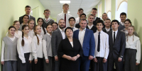 В школах Богородицка прошел масштабный «Урок цифры» - Министерство образования