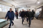 Миляев проинспектировал ход строительства и ремонта соцобъектов в Мариуполе