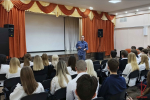 Росгвардейцы провели урок Мужества для школьников в Туле