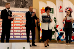 Шести школам Тульской области передали флорбольное оборудование