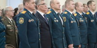 Дмитрий Миляев наградил отличившихся спасателей региона - Правительство области