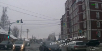 Машину выбросило на встречку из-за ДТП на улице Болдина в Туле - ТК Первый Тульский