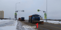 Сколько спецтехники убирает последствия снегопада 8 января - ТК Первый Тульский