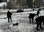 Расчищать города от снега коммунальным службам помогали туляки