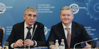 Губернатор Тульской области Дмитрий Миляев выступил с инициативой включить новое направление «Промышленность» в обновляемую «Народную программу» партии «Единая Россия». - ГТРК