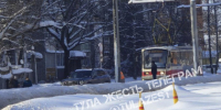Трамваи встали из-за двух застрявших машин на Щегловской Засеке в Туле - ИА Тульская служба новостей