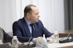 Дмитрий Миляев поручил держать капремонт школ на особом контроле