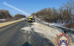 На трассе М-4 в Богородицком районе автоледи на Renault врезалась в отбойник
