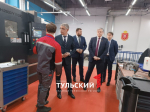 Дмитрию Миляеву подарили композитные кроссовки