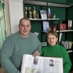 Одоевские справедливороссы вручили местной школе книгу "Сила духа народа-победителя. Завещание потомкам"