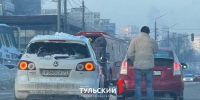 Две легковушки столкнулись на Рязанке в Туле - ТК Первый Тульский