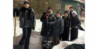 Жители Тулы пришли на помощь пенсионерке, дом которой почти целиком завалило снегом - ИА Тульская служба новостей