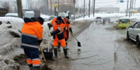 Пять бригад коммунальщиков устраняют подтопления на улицах Тулы - Myslo.Ru