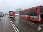На улице Рязанской в Туле загорелся автобус