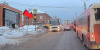 В Туле автобус лихо промчал на красный - Myslo.Ru