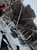 Собака-спасатель помогла обнаружить погибшего под рухнувшей крышей в Узловой