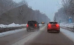 На выезде из Тулы нарушитель на внедорожнике едва не влетел в автобус
