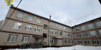 В Туле снег сломал ограждение крыши школы - Молодой коммунар