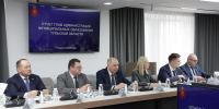 На рабочей встрече губернатора Дмитрия Миляева с главами администраций муниципалитетов глава Чернского района Сергей Кузнецов представил доклад о том, как изменился район в прошлом году. - ГТРК